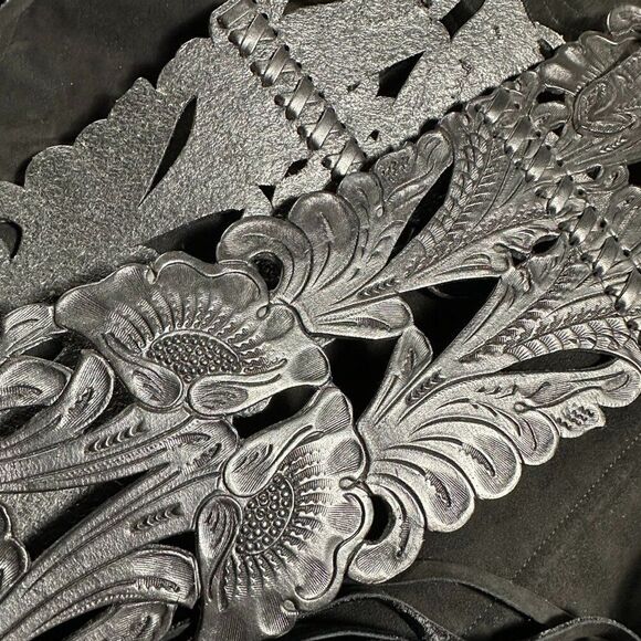 Ralph Lauren Collection * Spring 13 Black Western Tooled Leather Contour Belt - Picture 14 of 17